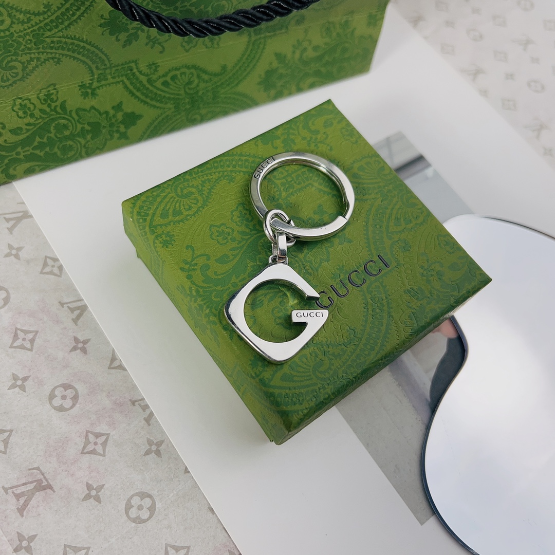 [TOP] GUCCI Men's/Women's Keychains - Silver