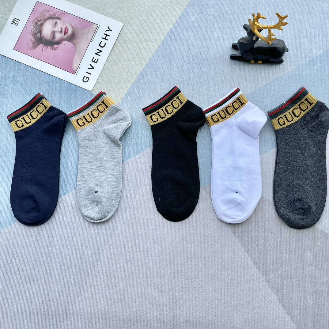 [TOP] GUCCI  Men's Socks