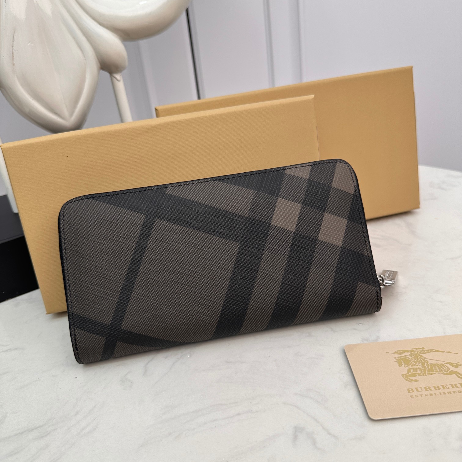 [TOP] BURBERRY Men's  Wallet - Black