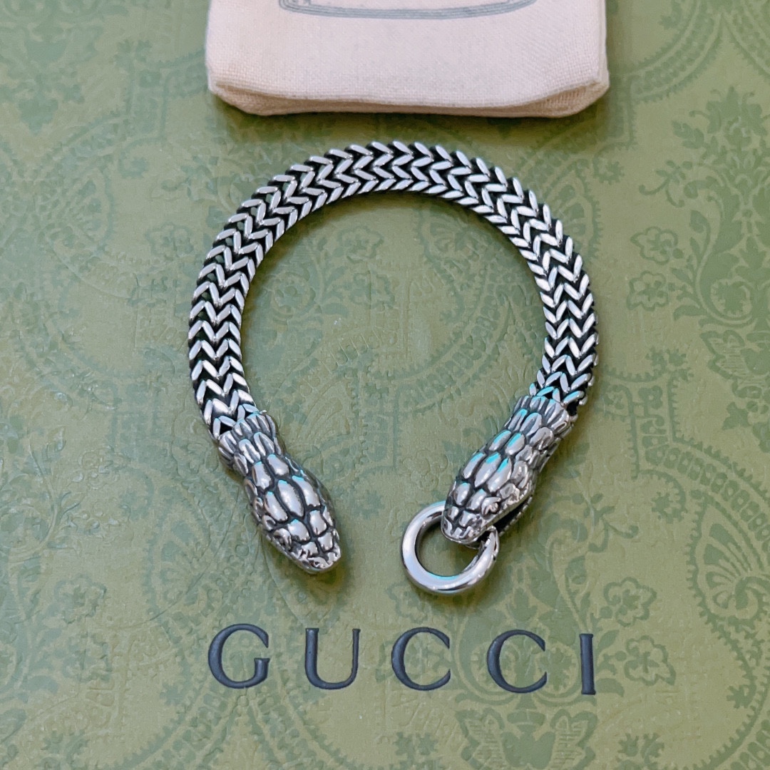 [TOP] GUCCI Snake Head Bracelet - Silver