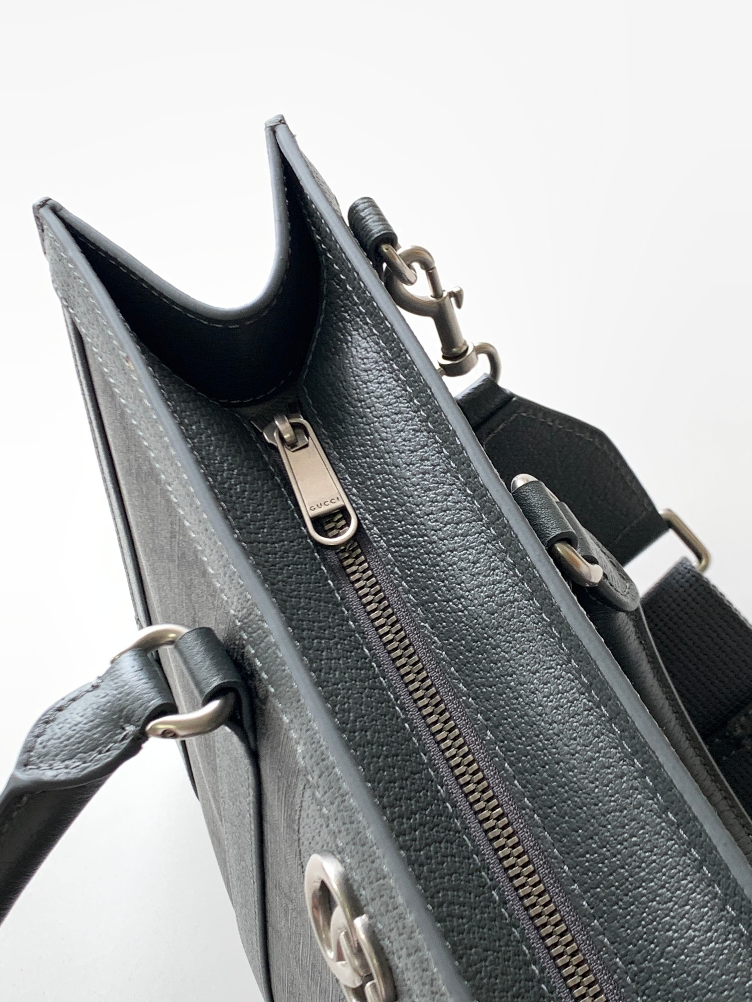 [TOP] GUCCI Men's Briefcases 39x28x10 cm - Black