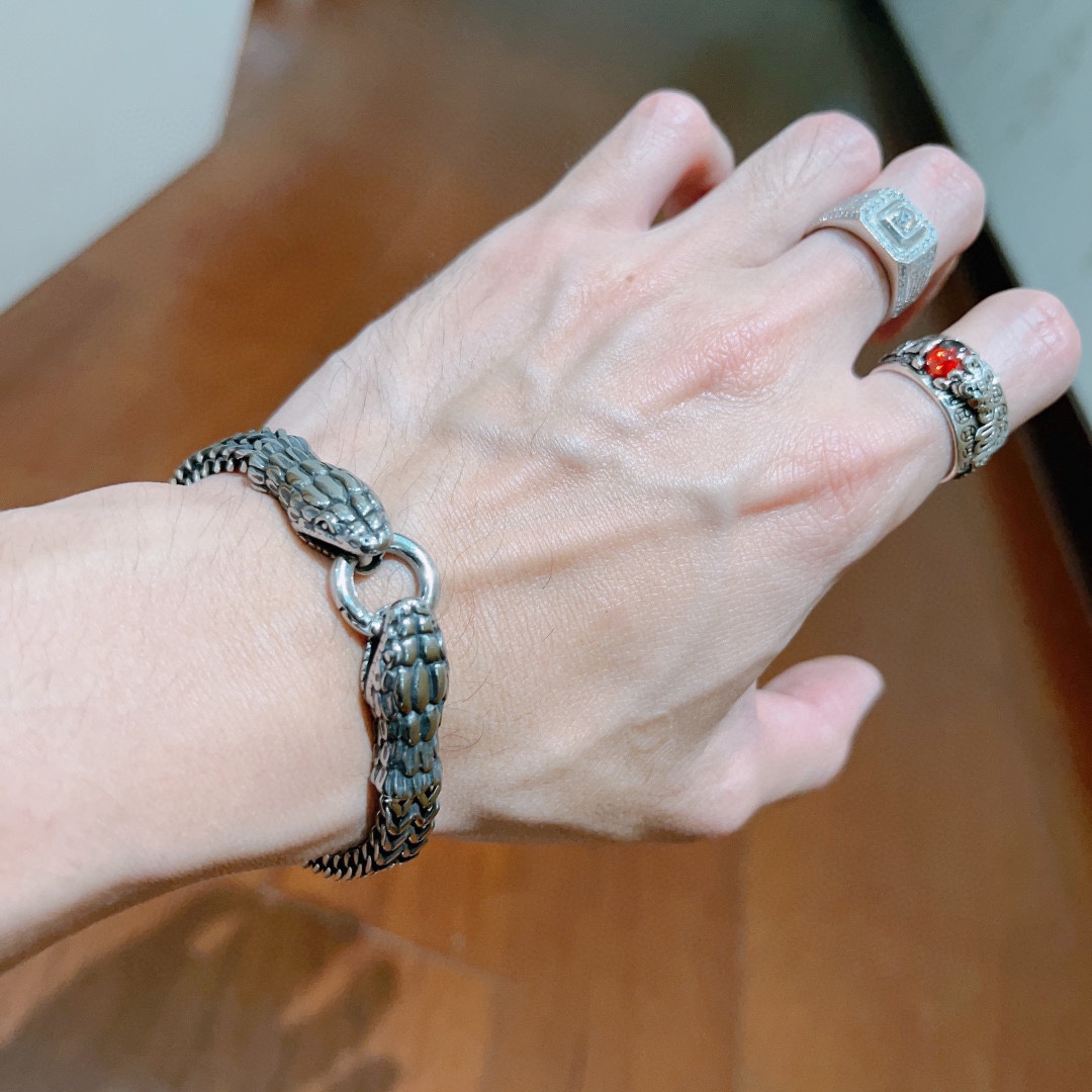 [TOP] GUCCI Snake Head Bracelet - Silver