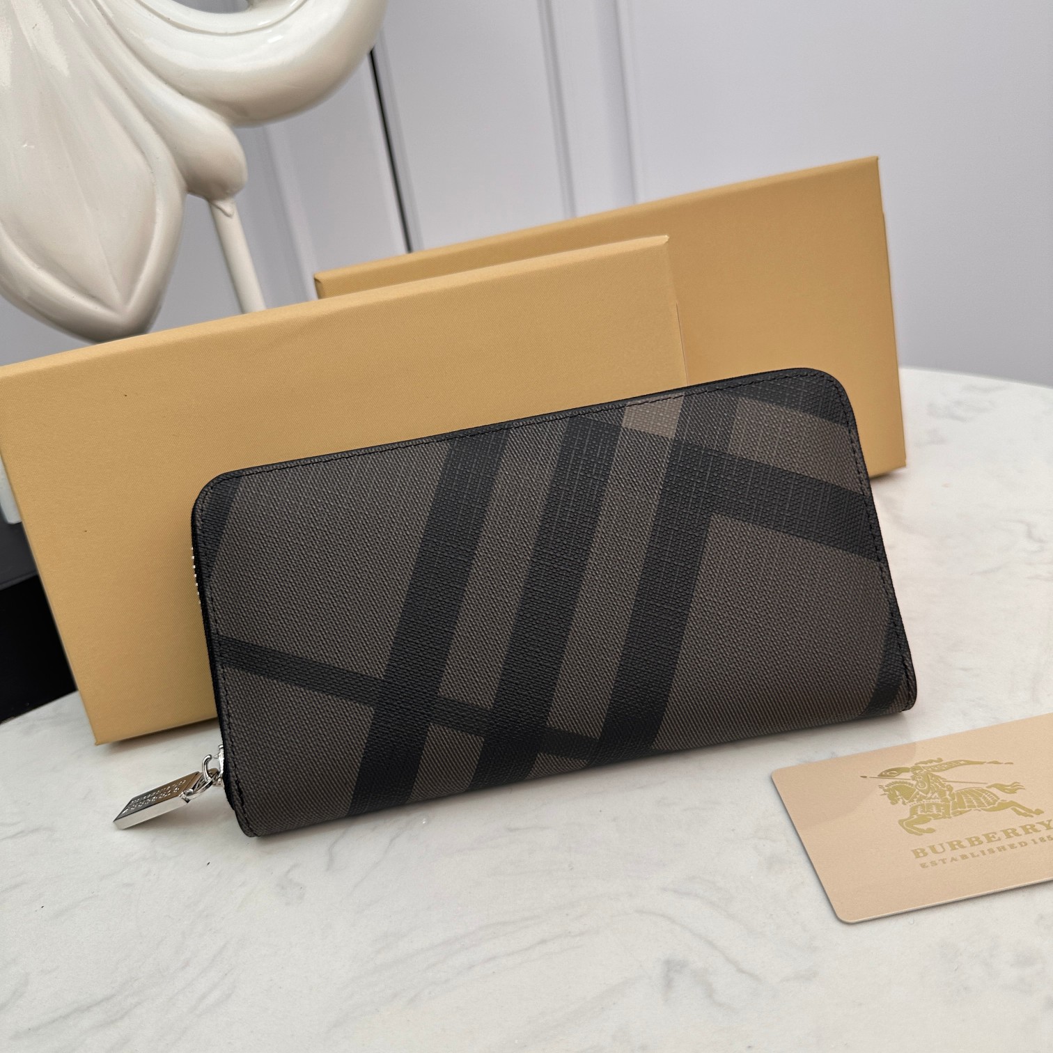 [TOP] BURBERRY Men's  Wallet - Black