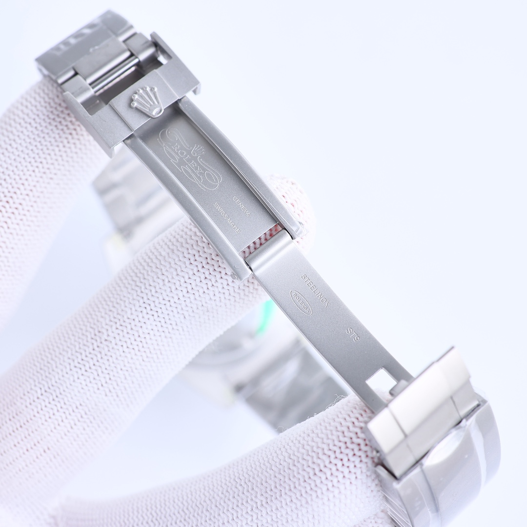 [TOP] ROLEX Rolex DIW Submariner PARAKEET Watch