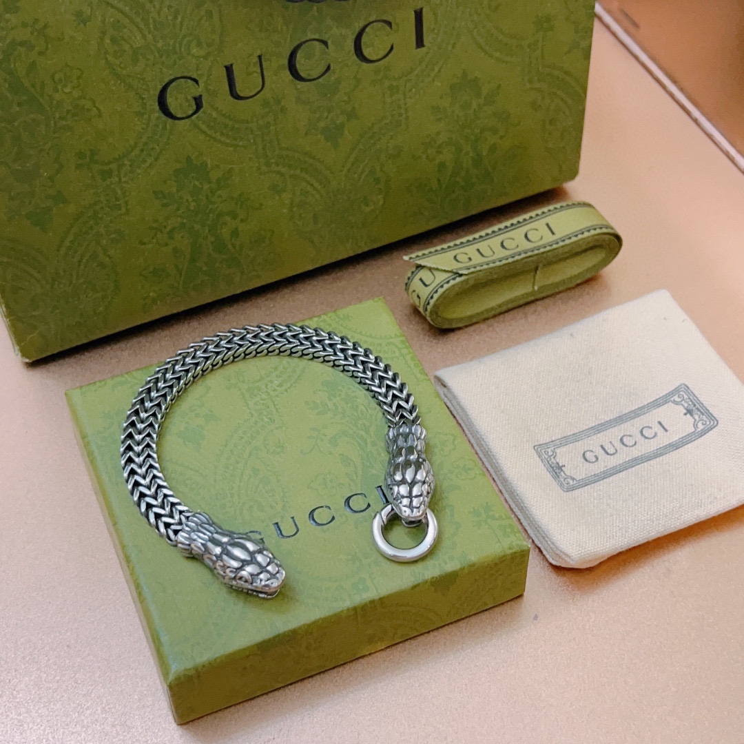 [TOP] GUCCI Snake Head Bracelet - Silver