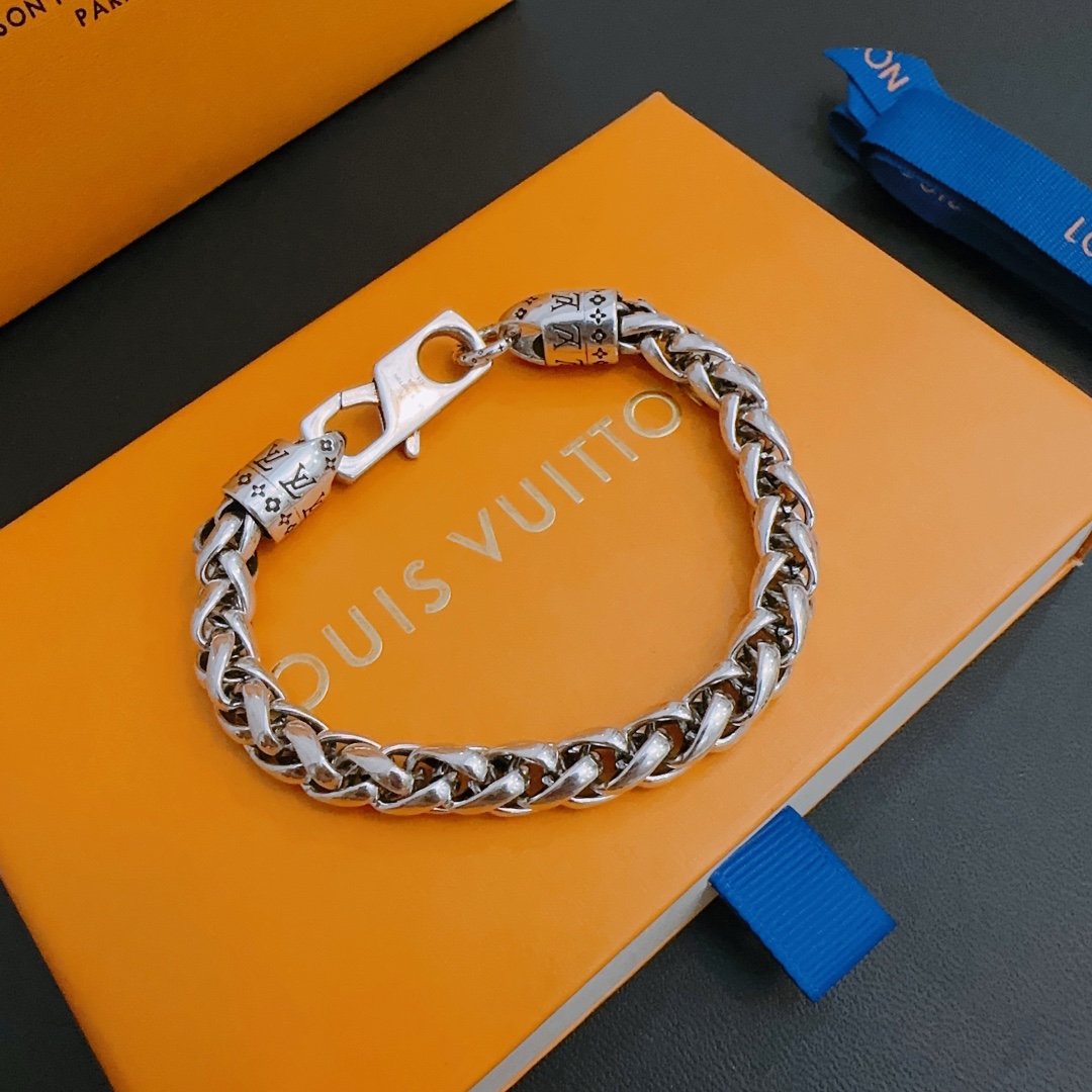[TOP] Louis Vuitton LV Vintage Bracelet - Silver