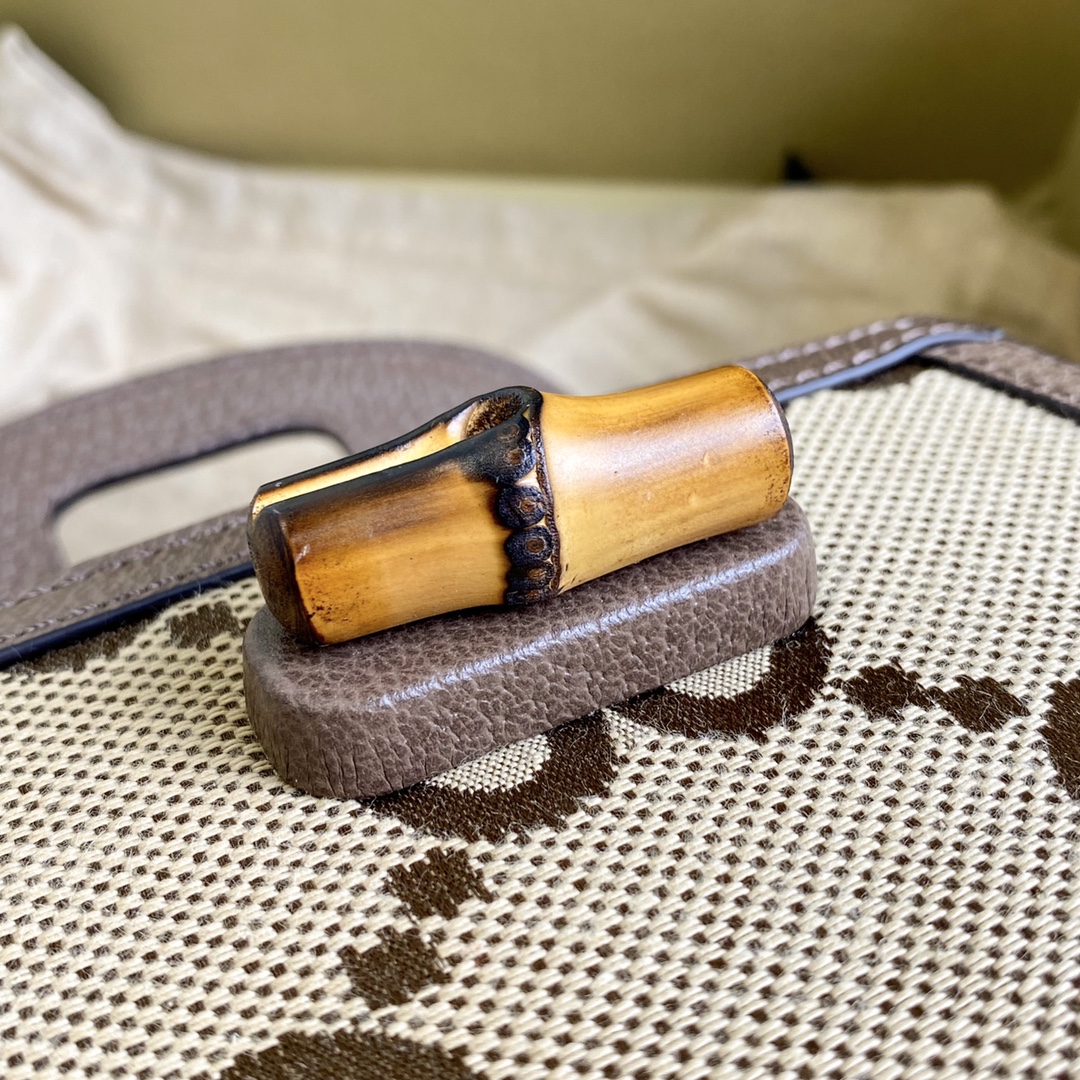 [TOP] GUCCI Bamboo Bag Brown leather 17x12x7.5cm/21x15x7cm