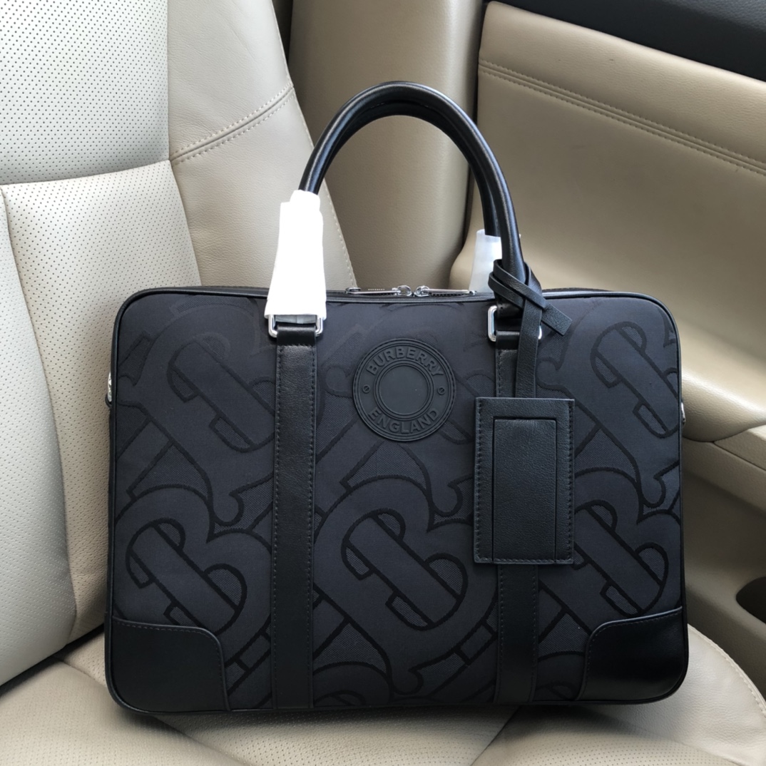 [TOP] BURBERRY Men's Briefcases - Black