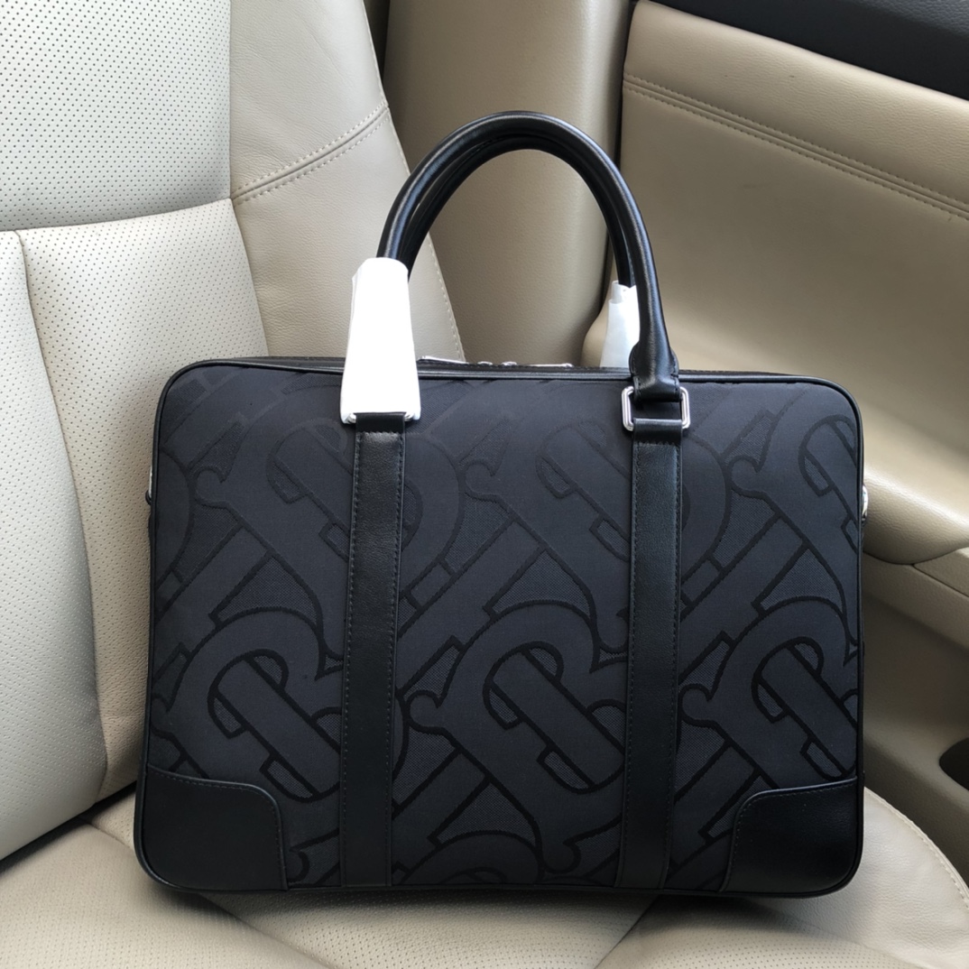 [TOP] BURBERRY Men's Briefcases - Black