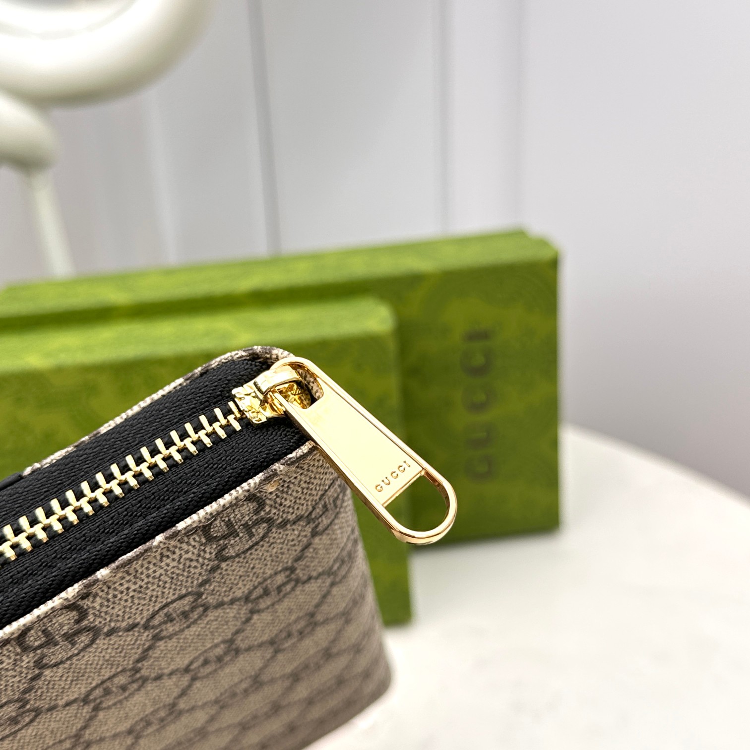 [TOP] GUCCI Men's Wallet - Black