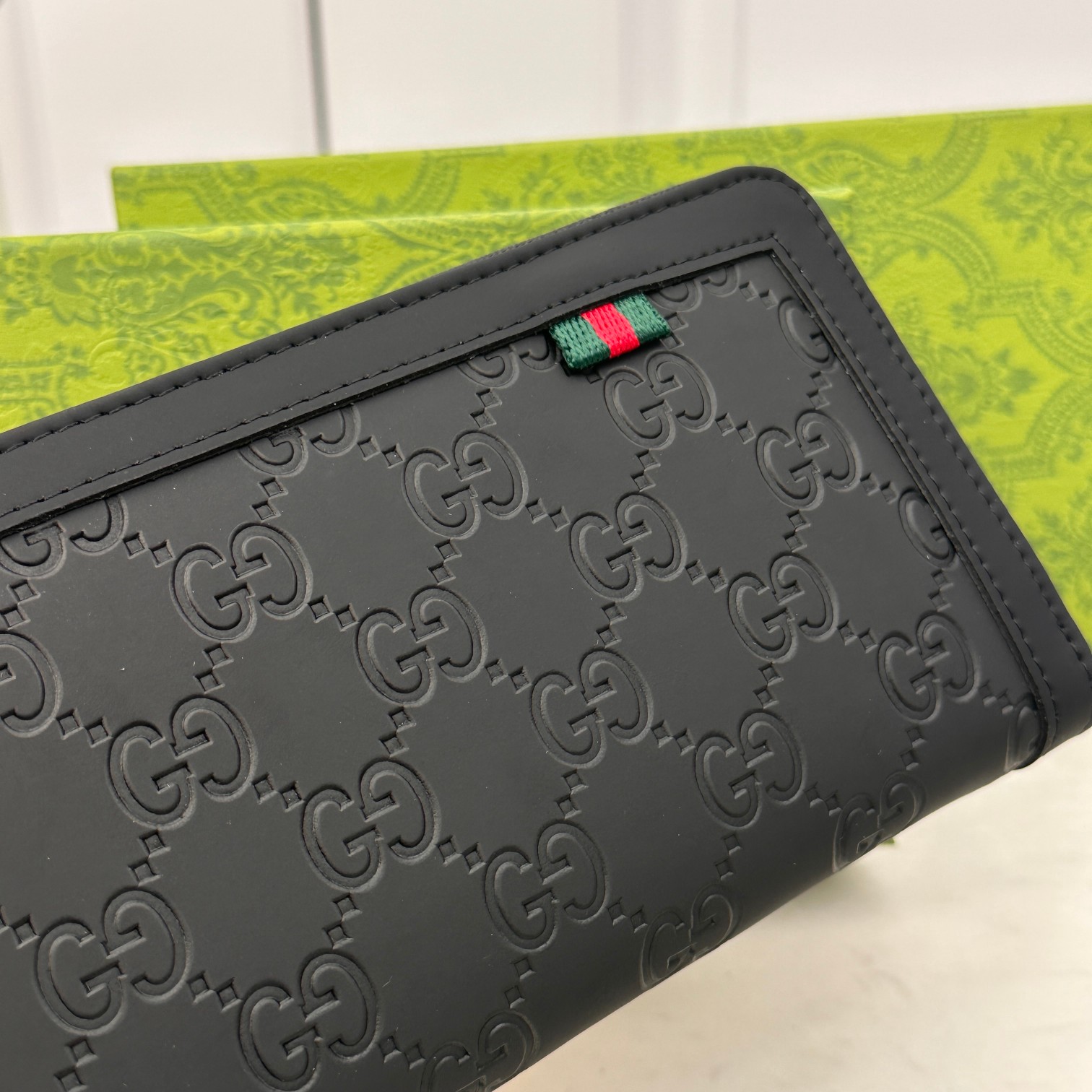 [TOP] GUCCI Men's Wallet - Black