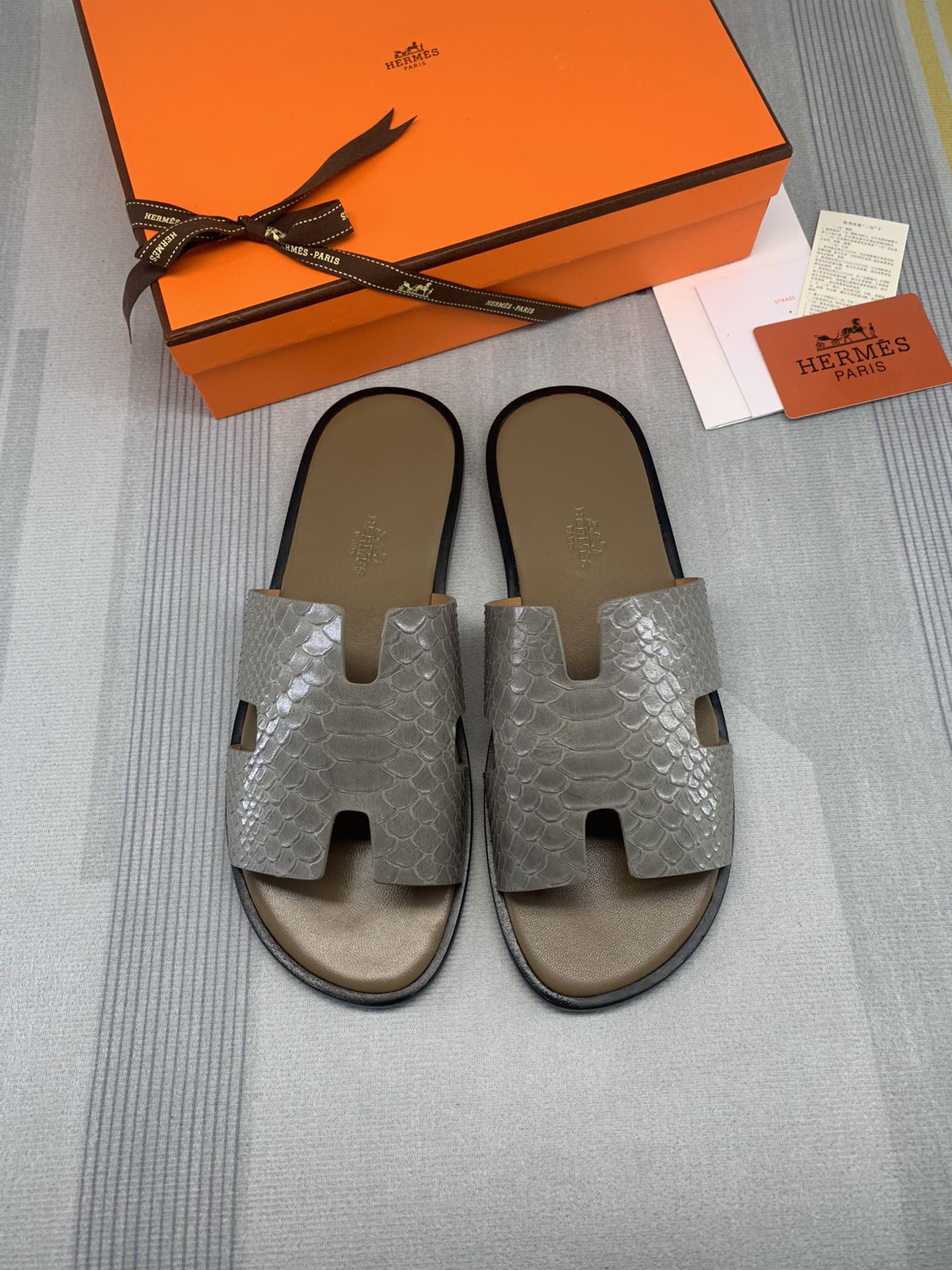[TOP] HERMES Men's Slippers - 21 Colors