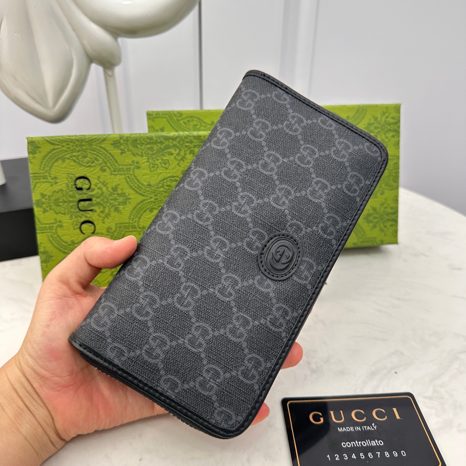 [TOP] GUCCI Men's Wallet - Black