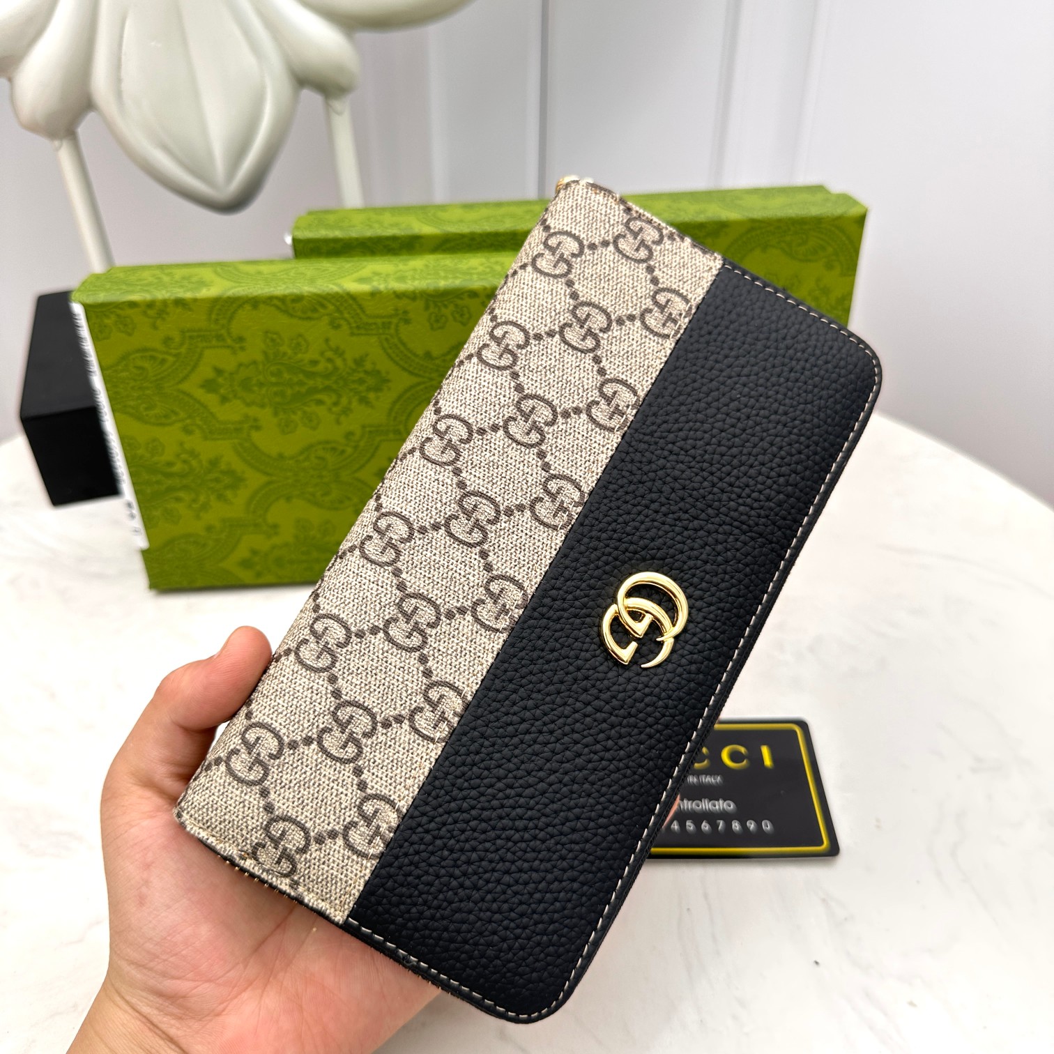 [TOP] GUCCI Men's Wallet - Black
