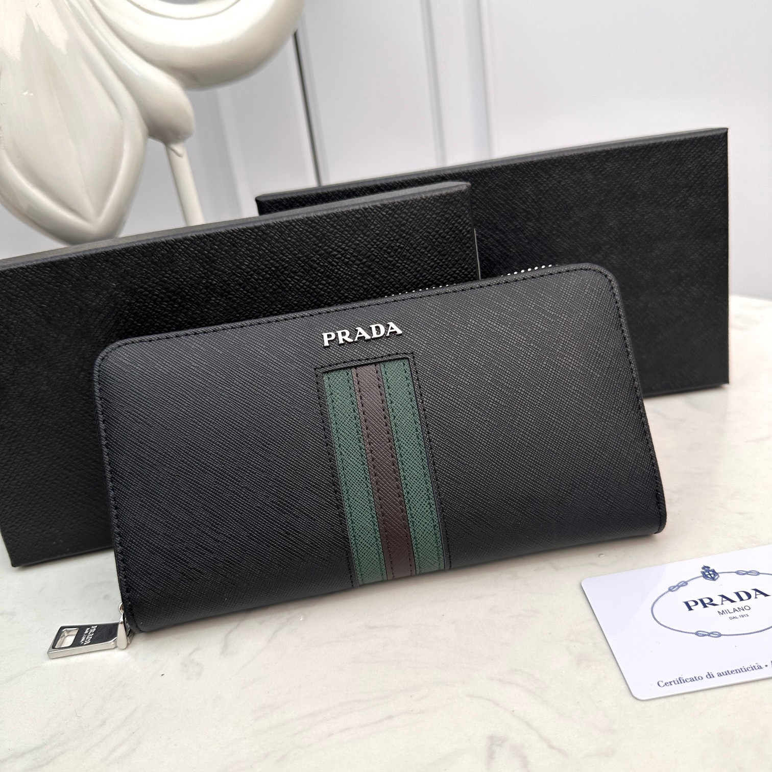 [TOP] PRADA Men's Wallet - Black