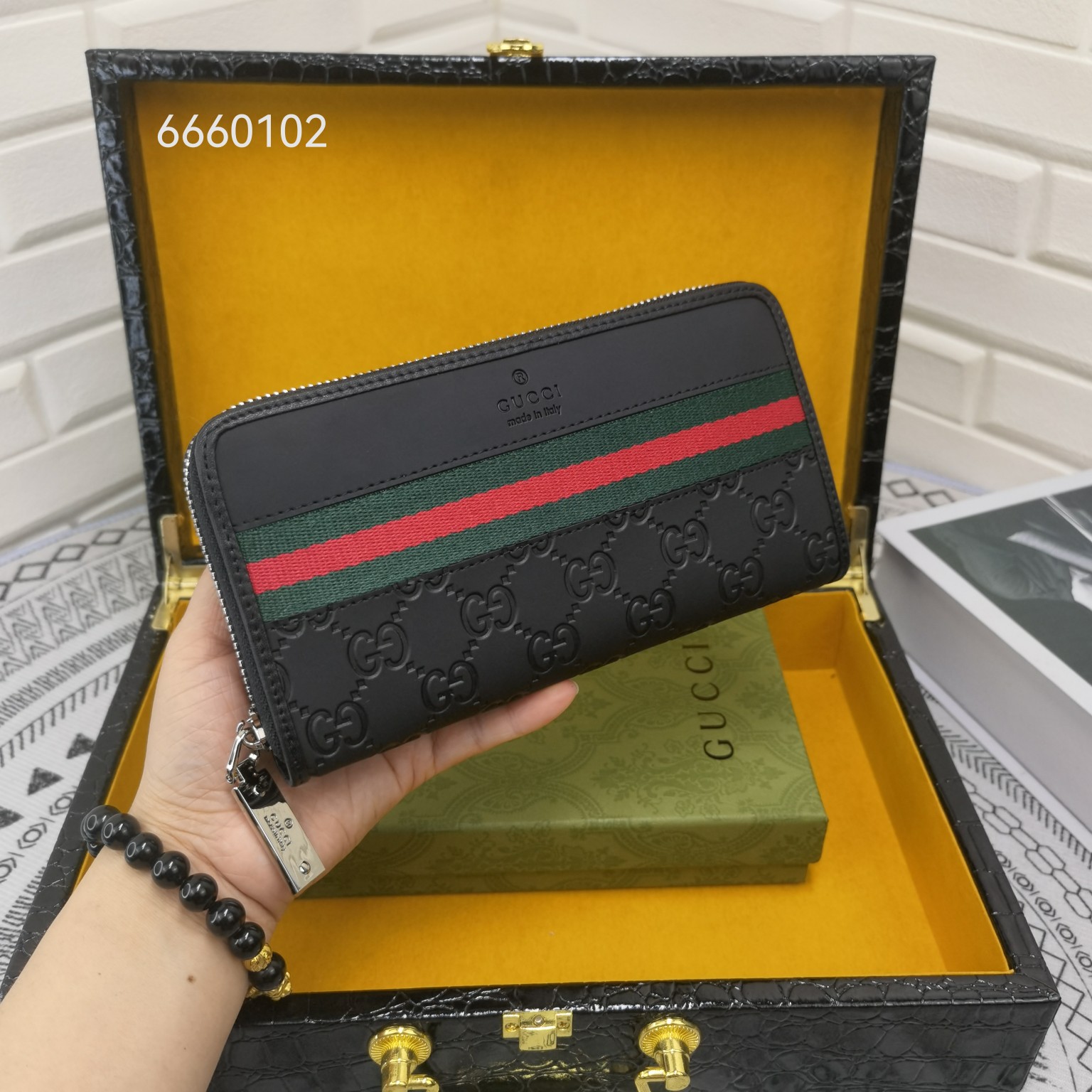 [TOP] GUCCI Men's Wallet - Black