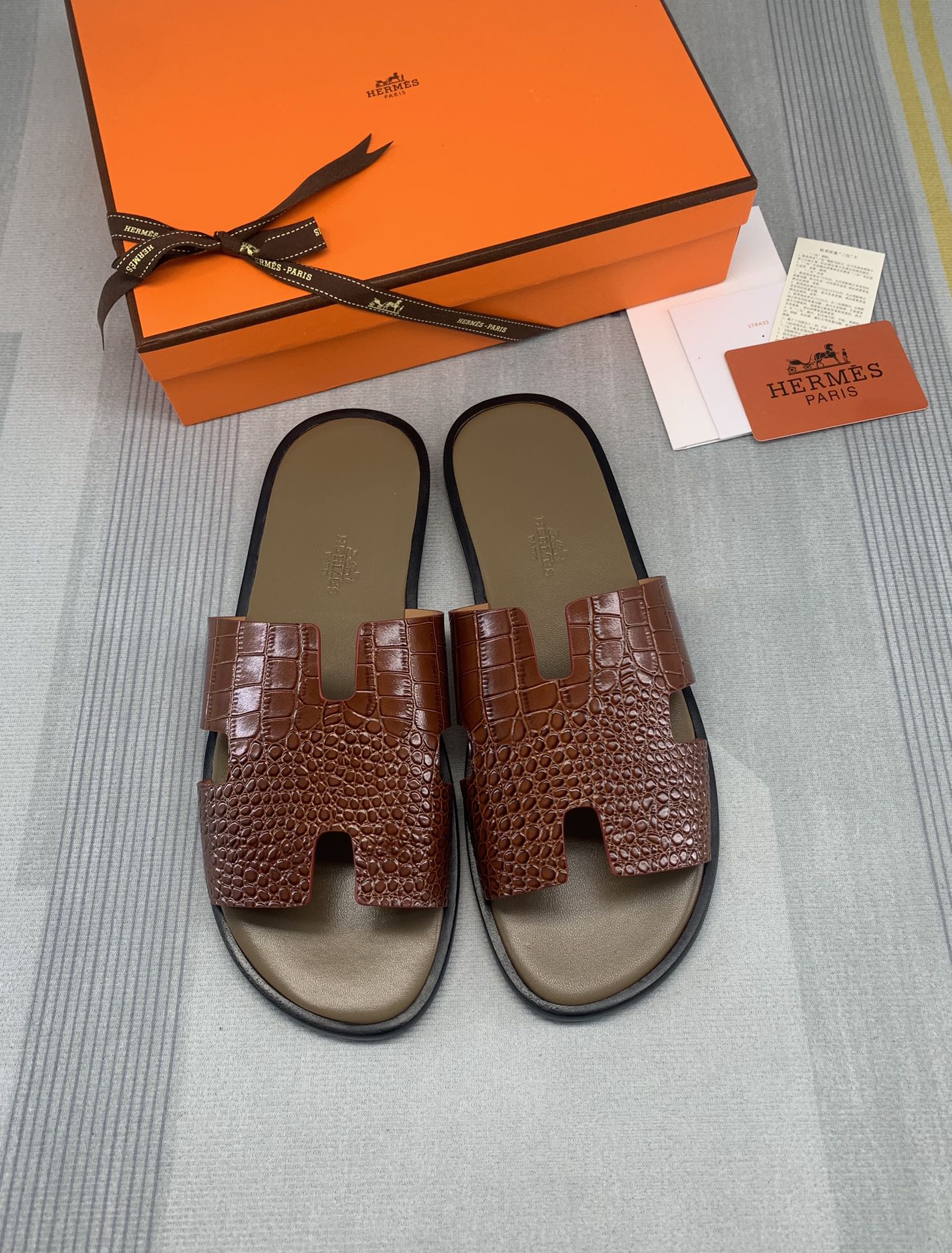 [TOP] HERMES Men's Slippers - 21 Colors