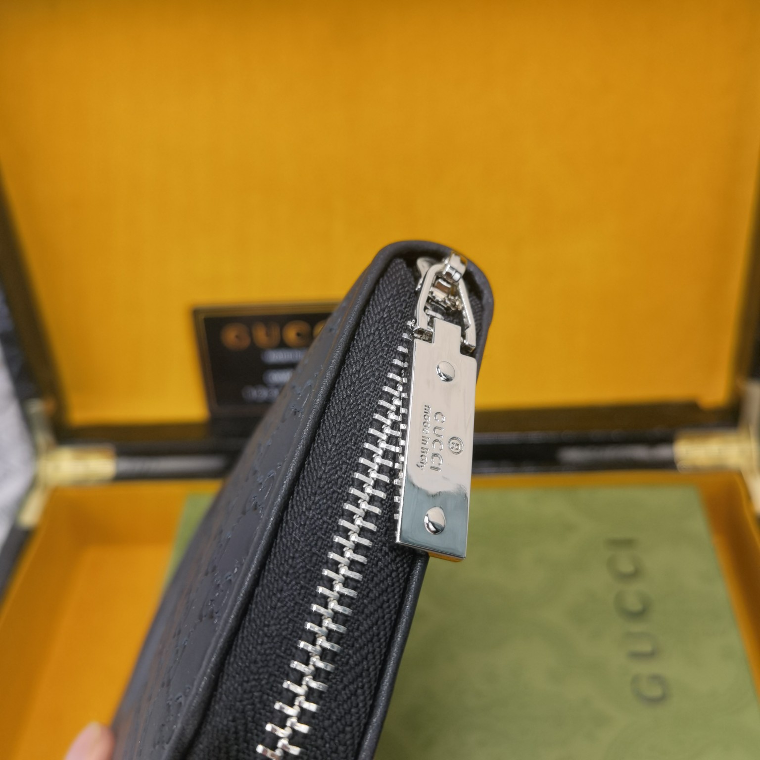 [TOP] GUCCI Men's Wallet - Black