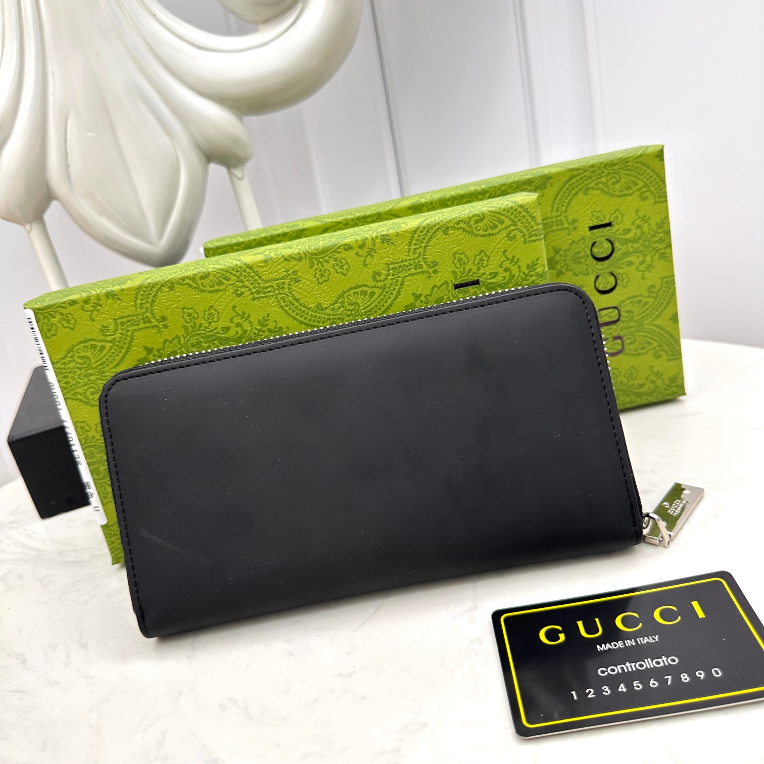 [TOP] GUCCI Men's Wallet - Black