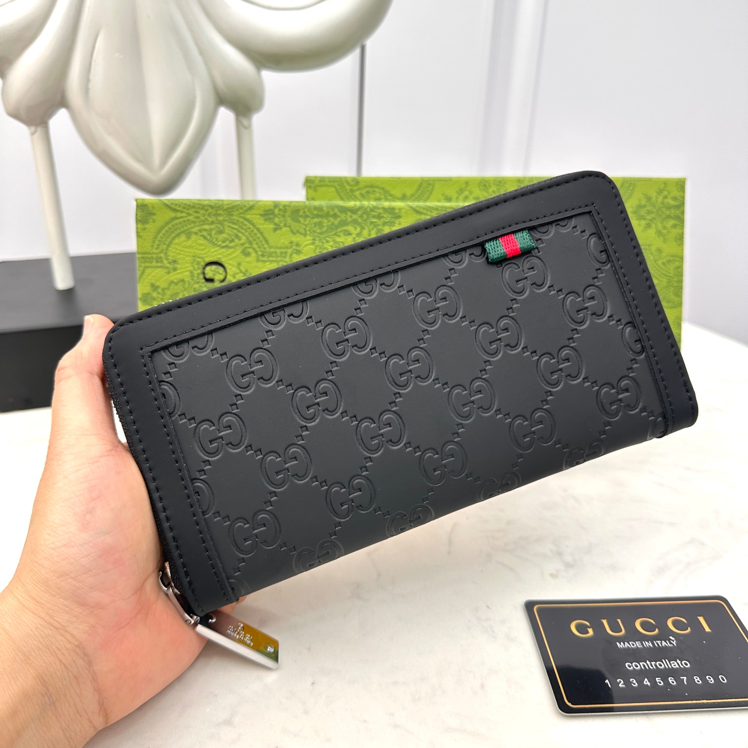 [TOP] GUCCI Men's Wallet - Black