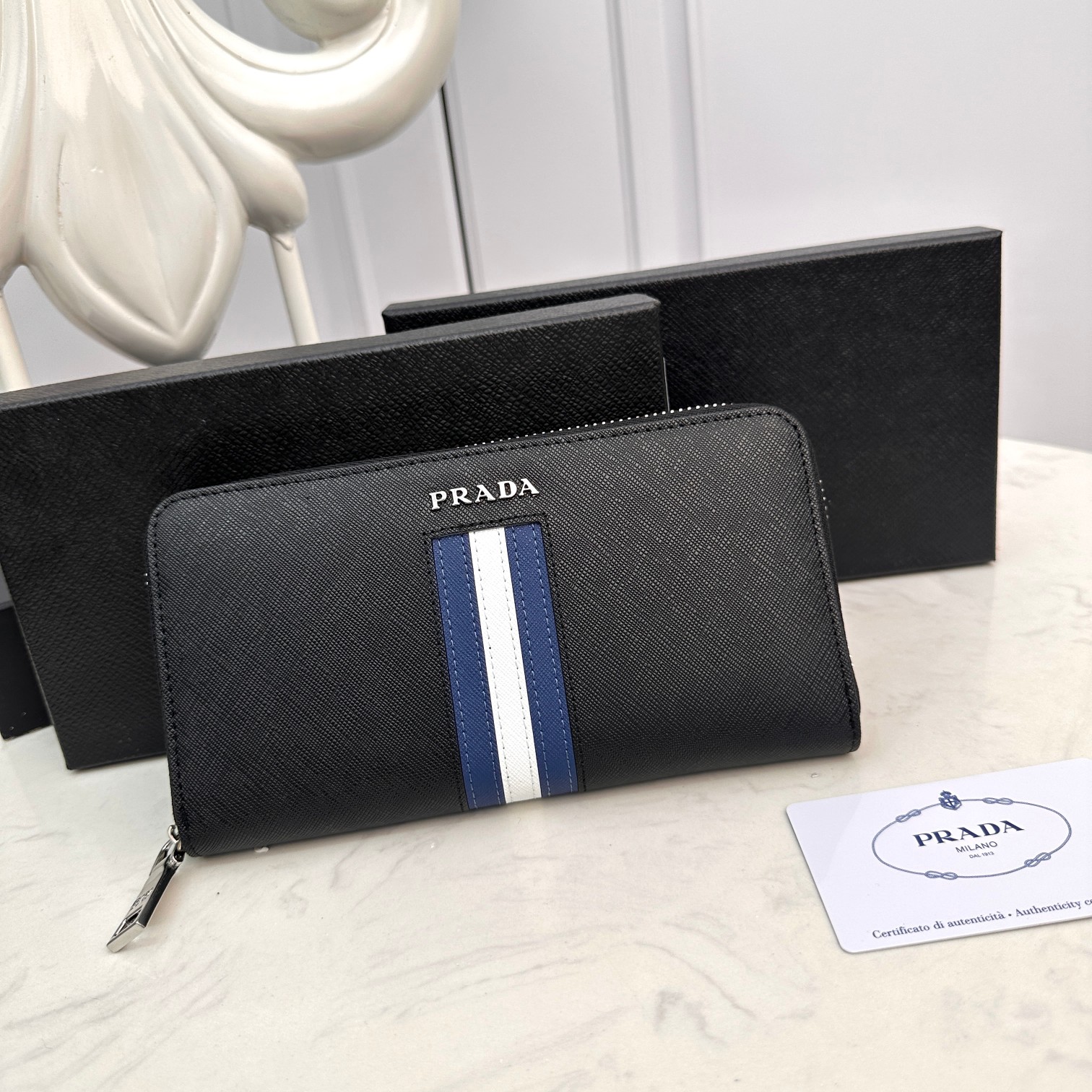 [TOP] PRADA Men's Wallet - Black