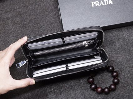 [TOP] PRADA Men's Wallet - Black
