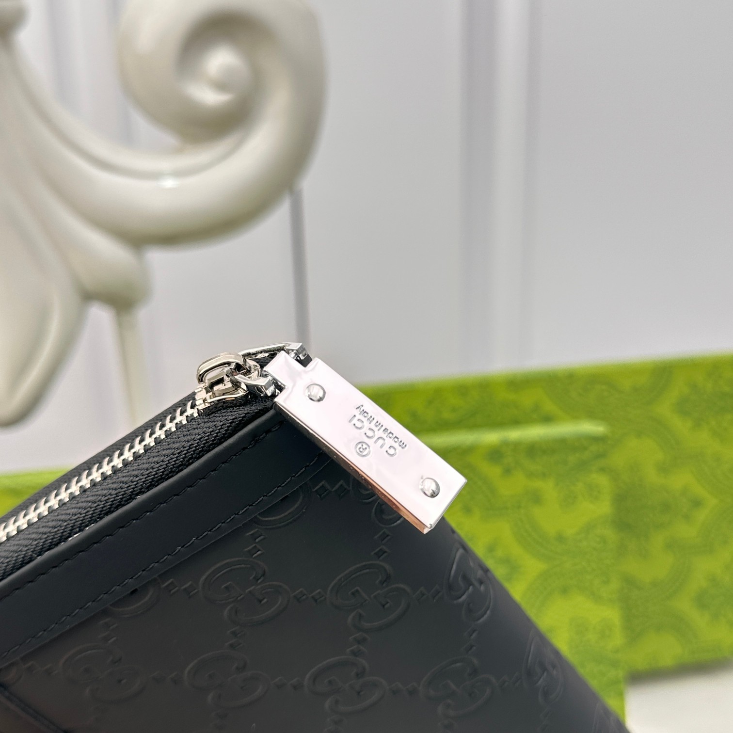 [TOP] GUCCI Men's Wallet - Black