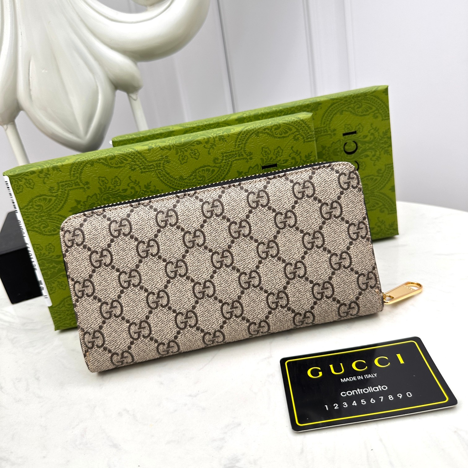 [TOP] GUCCI Men's Wallet - Black