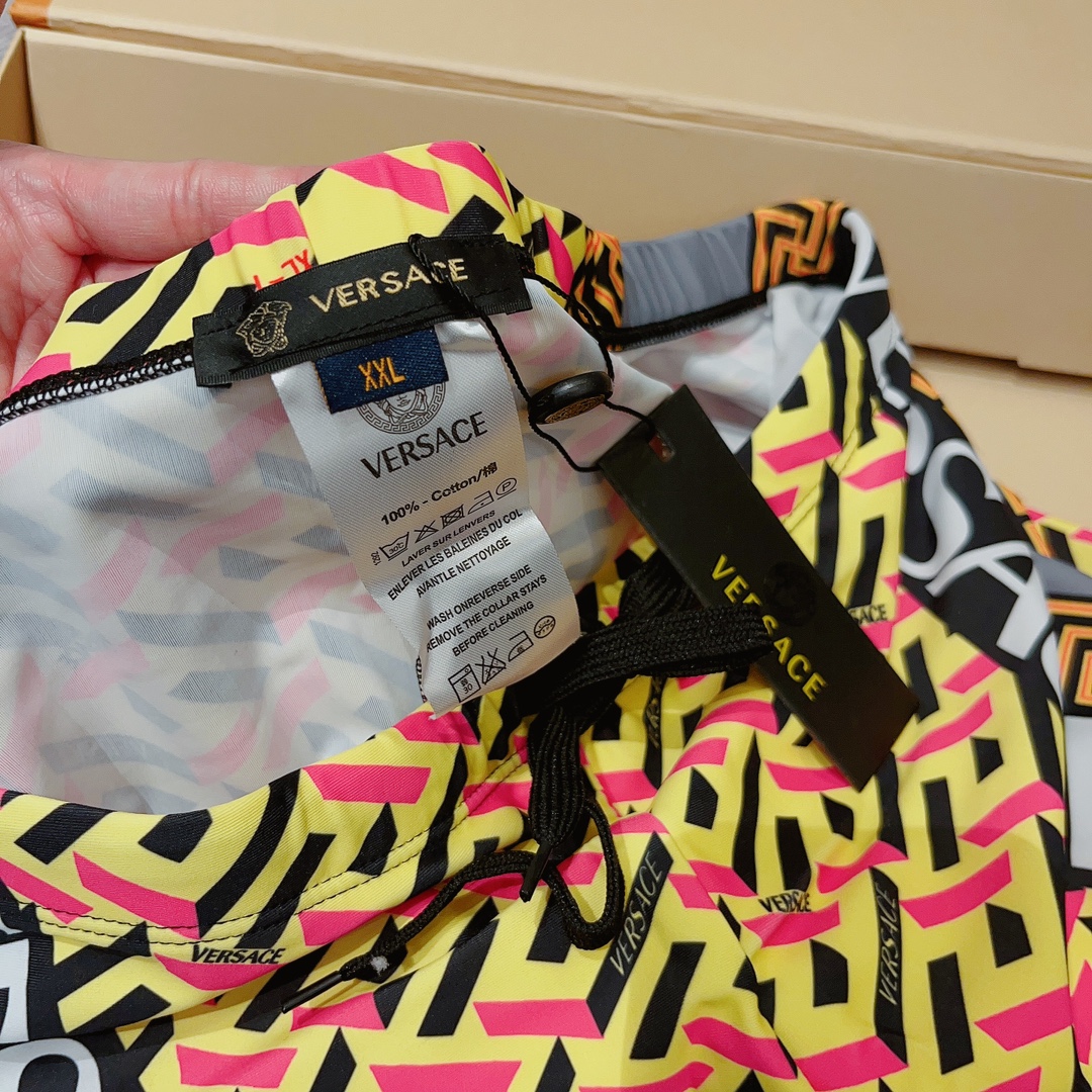 [Top]  VERSACE  Men's Swimsuits