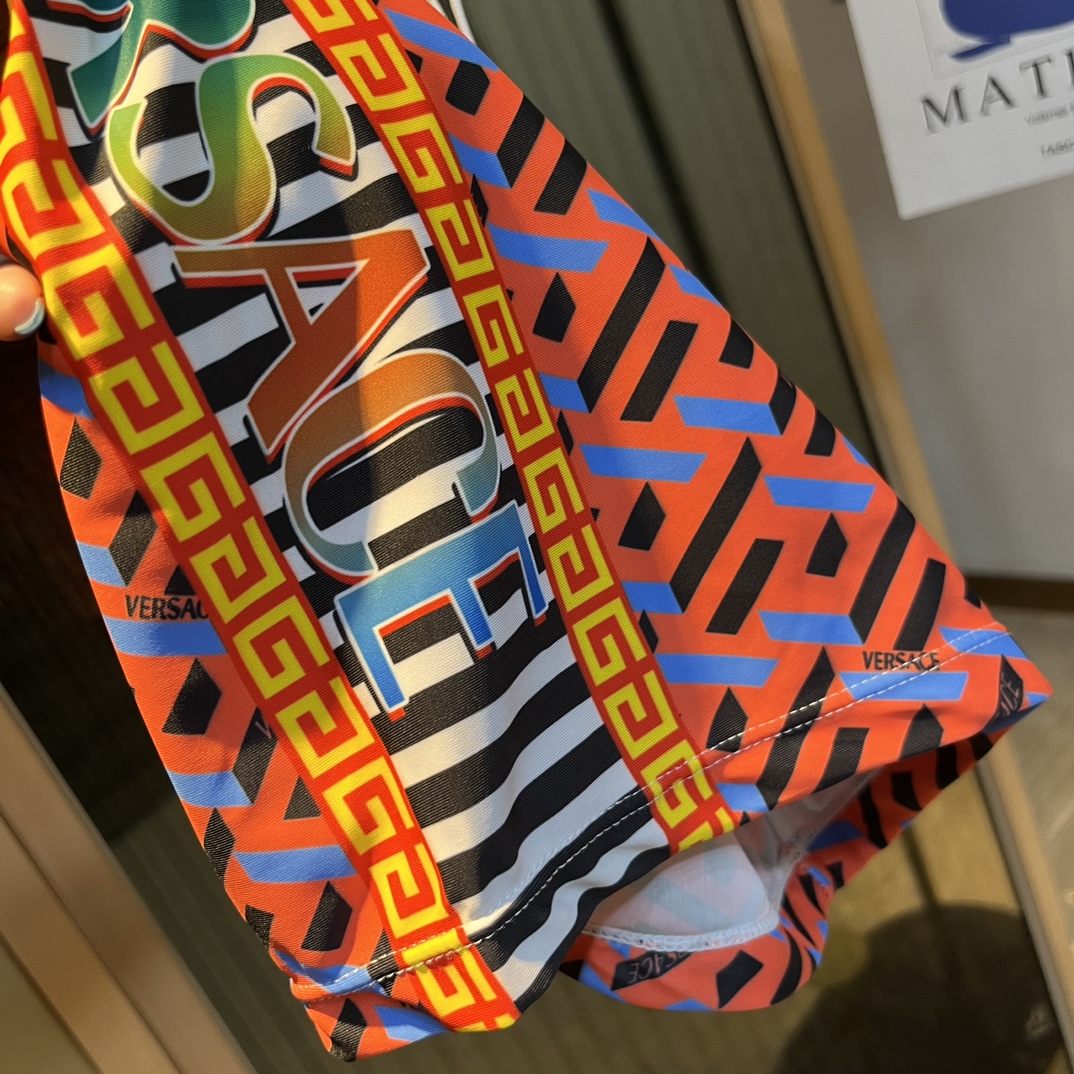 [Top]  VERSACE  Men's Swimsuits