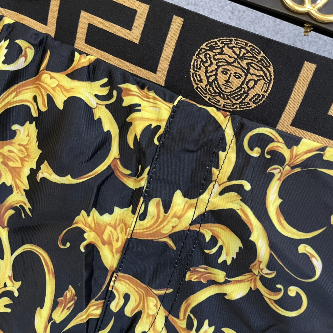 [Top]  VERSACE  Men's Swimsuits