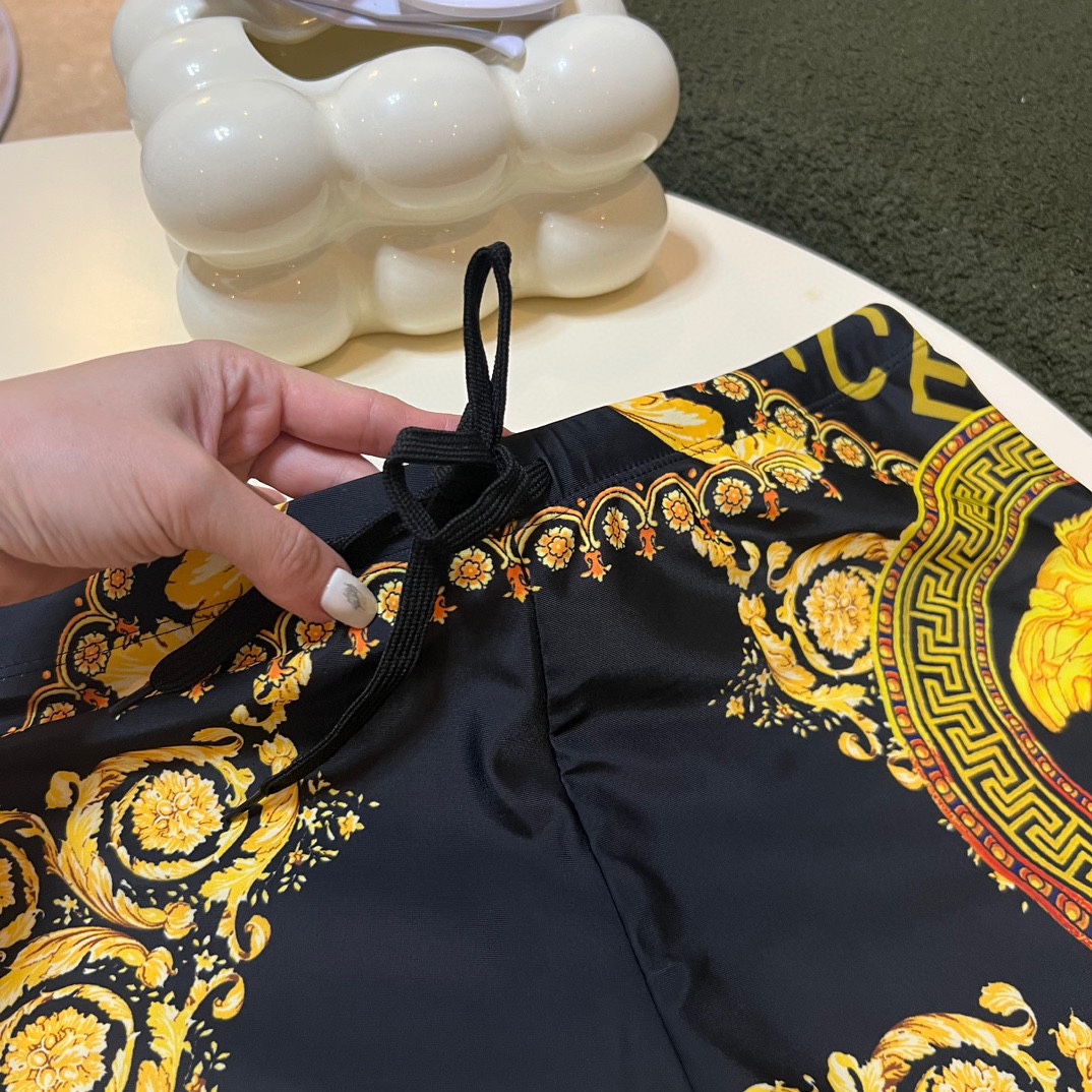 [Top] VERSACE Men's Swimsuits