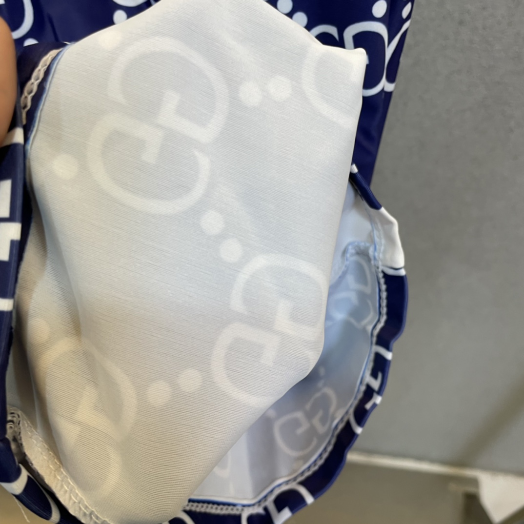 [Top]  GUCCI Men's Swimsuits