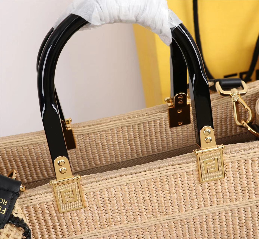 [TOP] FENDI Sunshine Bag
