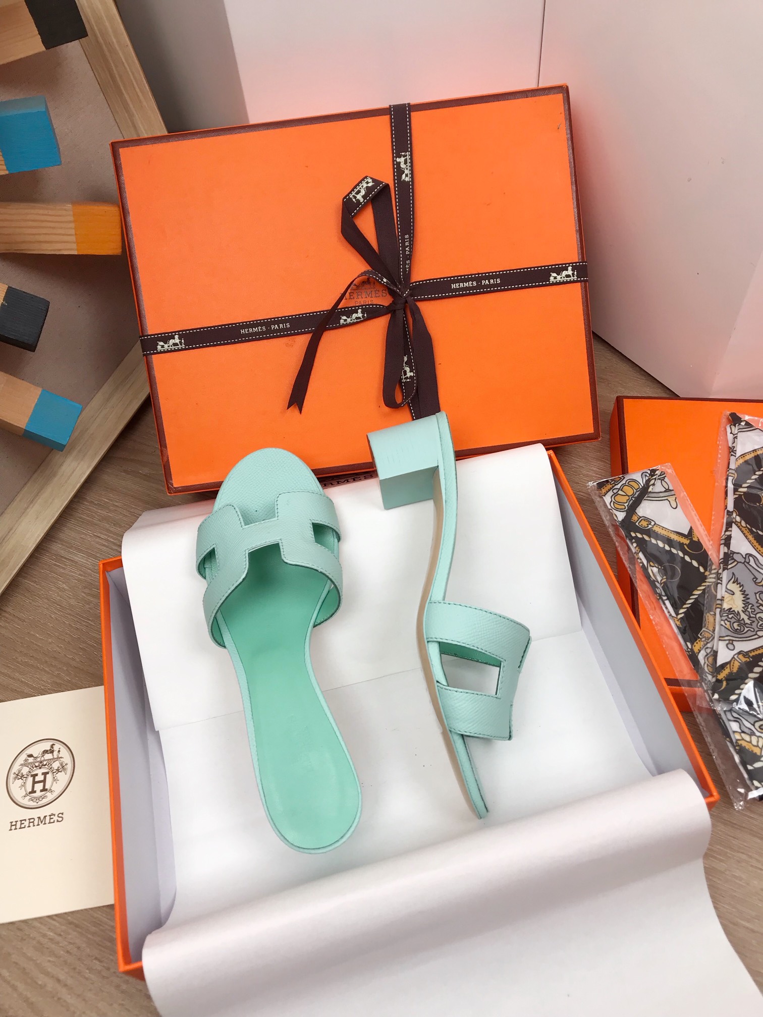 [TOP] HERMES Chunky Heel Slippers - 16 Color