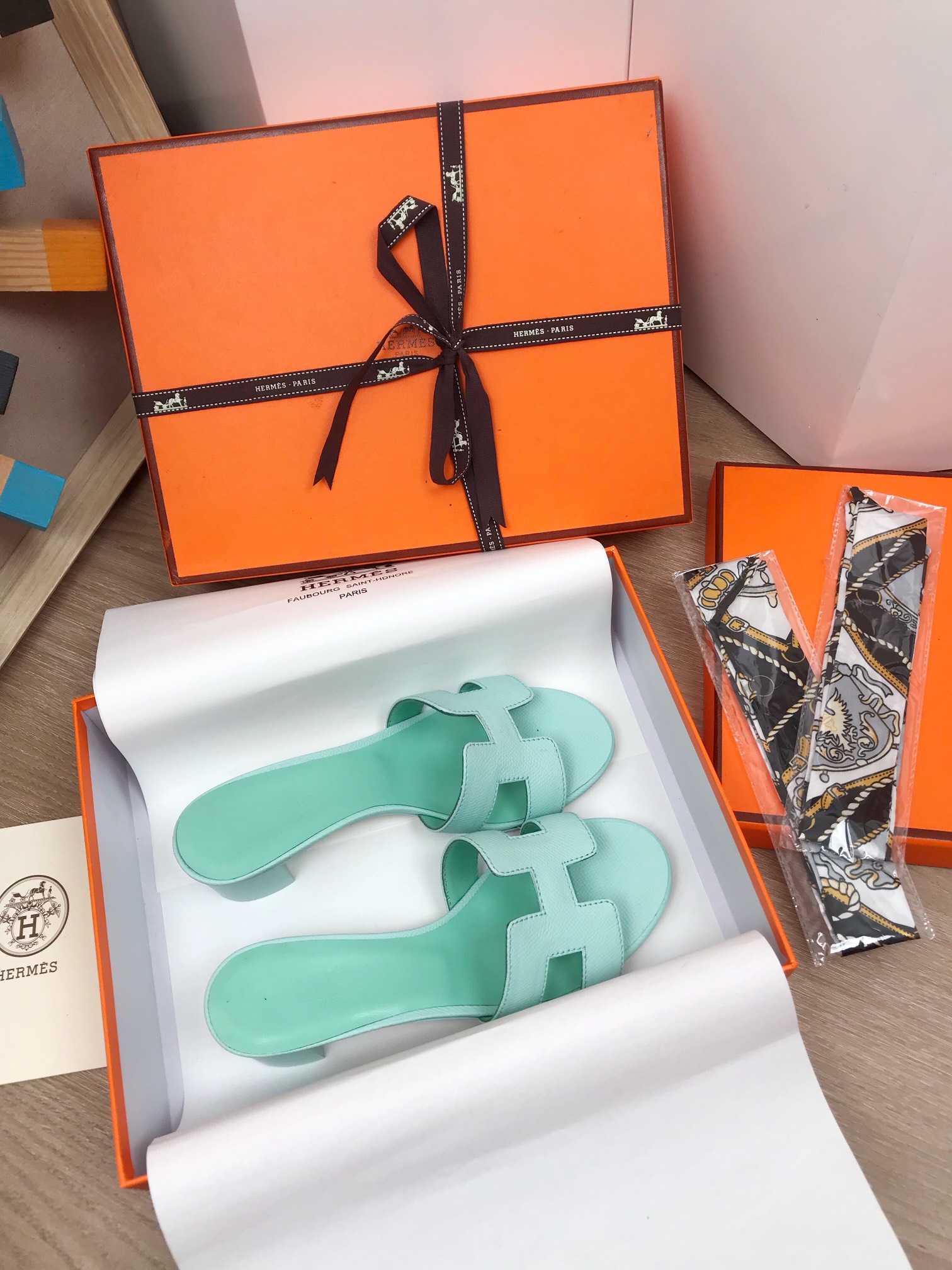 [TOP] HERMES Chunky Heel Slippers - 16 Color