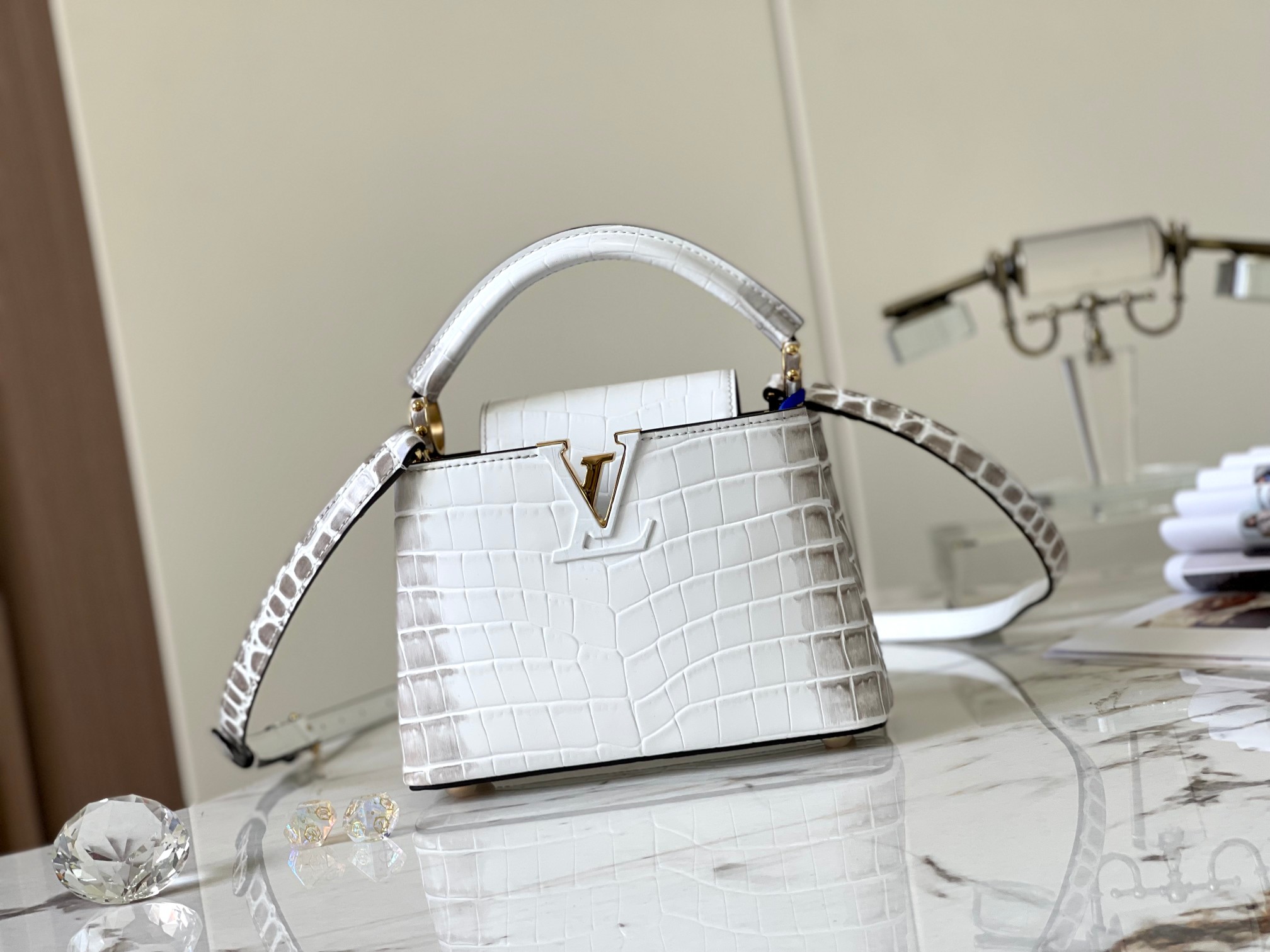 [TOP] Louis Vuitton LV Capucines Bag - Matte White with Himalayan Gold Buckle