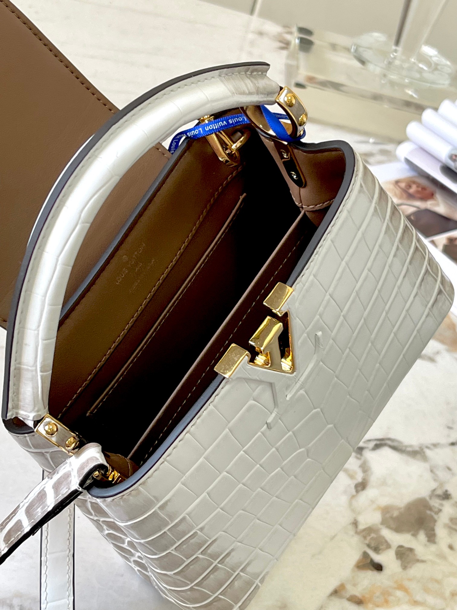 [TOP] Louis Vuitton LV Capucines Bag - Matte White with Himalayan Gold Buckle