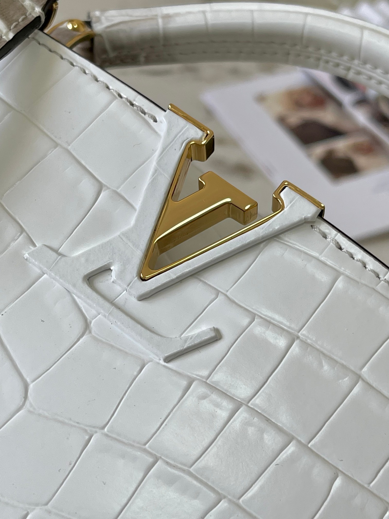 [TOP] Louis Vuitton LV Capucines Bag - Matte White with Himalayan Gold Buckle
