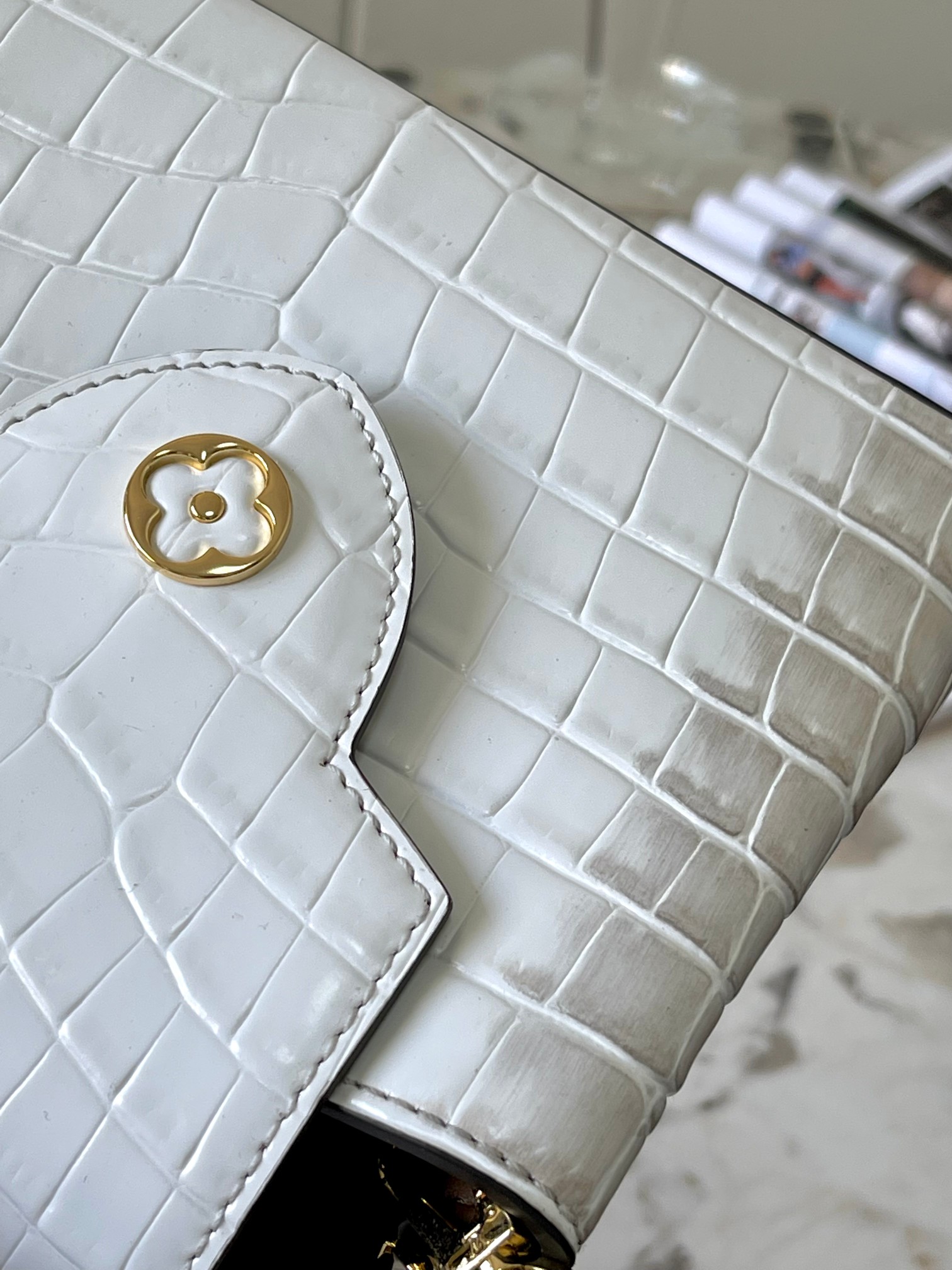 [TOP] Louis Vuitton LV Capucines Bag - Matte White with Himalayan Gold Buckle