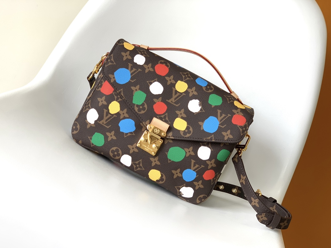 [TOP] Louis Vuitton LV L*V x Yayoi Kusama Pochette Métis 25 x 19 x 7 cm-Brown&GHW