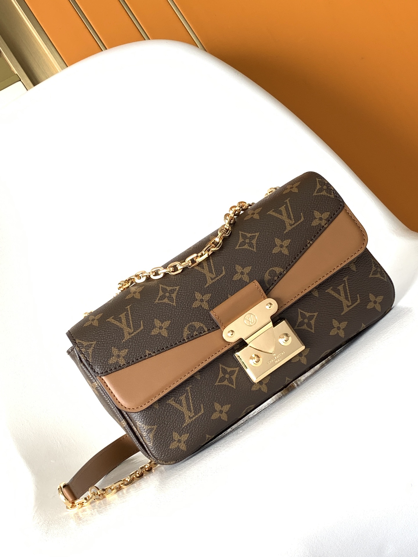 [TOP] Louis Vuitton LV  Marceau Pochette Métis 24.5 x 15.0 x 6.5 cm- 2 Colors