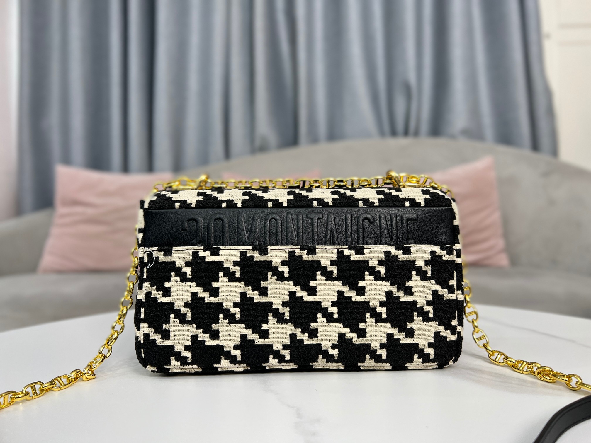 [TOP] Christian Dior Caro Bag - Houndstooth Pattern  25.5 x 15.5 x 8 cm - Black and White