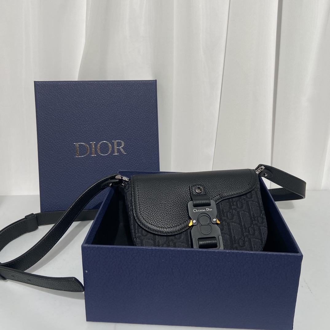 [Top] Christian Dior Christian  Oblique Dior Bobby Bag 19.5 x 13 x 4.3CM - Black