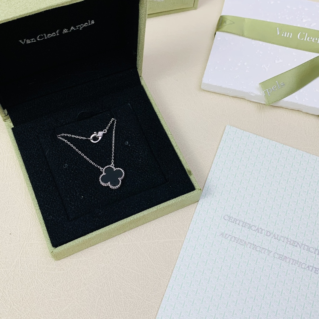 [TOP] Van Cleef & Arpels VCA  Alhambra Necklace - Black