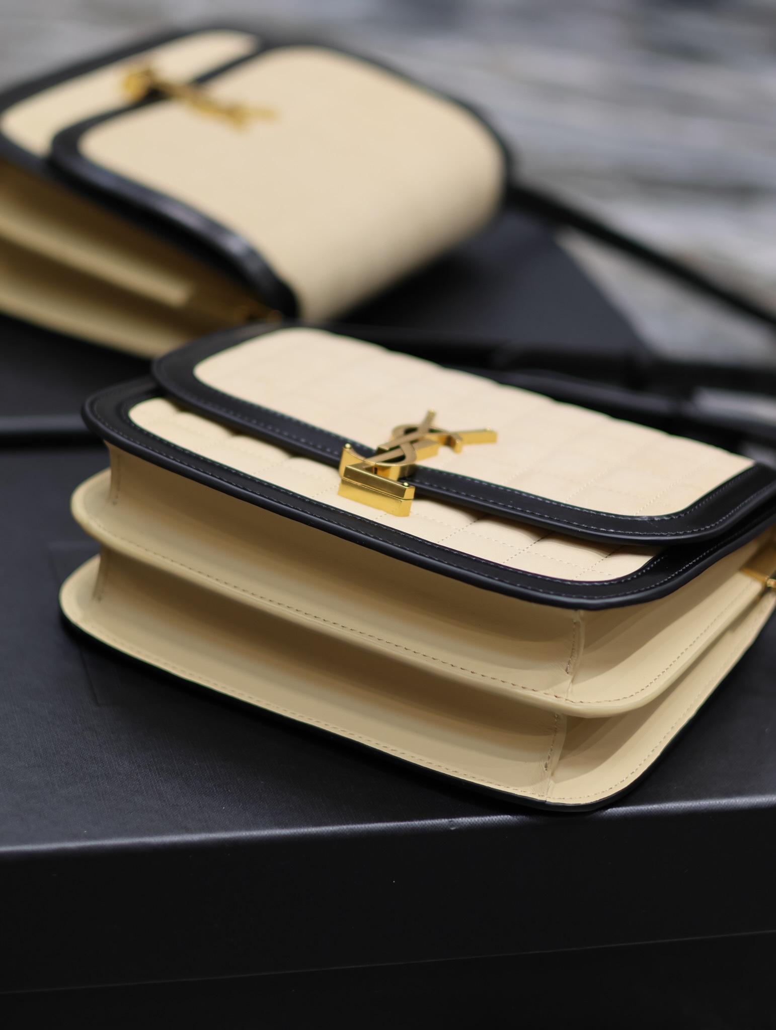 [TOP] Yves Saint Laurent YSL 𝑺𝑶𝑳𝑭𝑬𝑹𝑰𝑵𝑶 Handbag