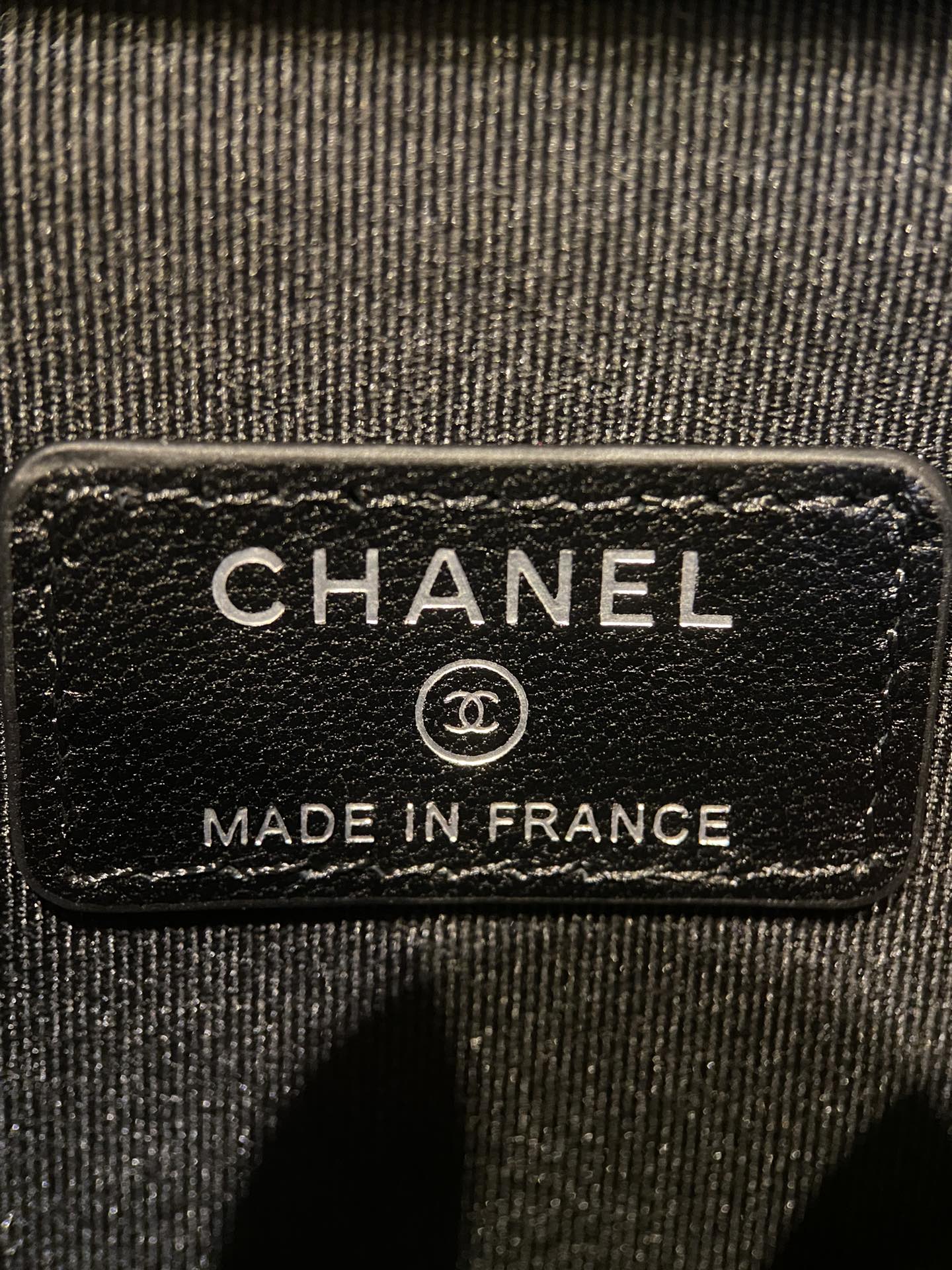 [TOP] CHANEL Enamel Buckle Chain Box 12*9*7cm  - SHW