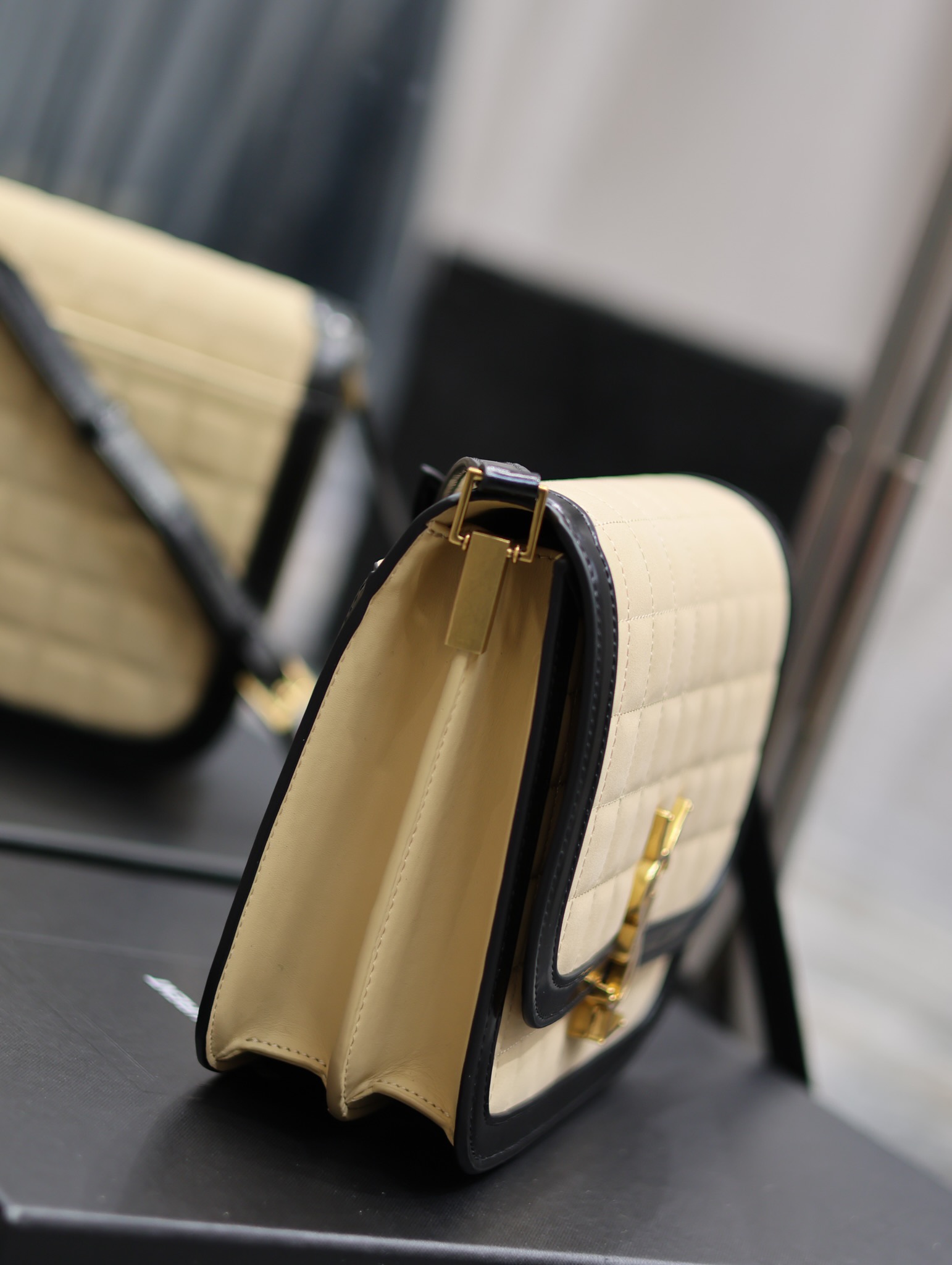 [TOP] Yves Saint Laurent YSL 𝑺𝑶𝑳𝑭𝑬𝑹𝑰𝑵𝑶 Handbag