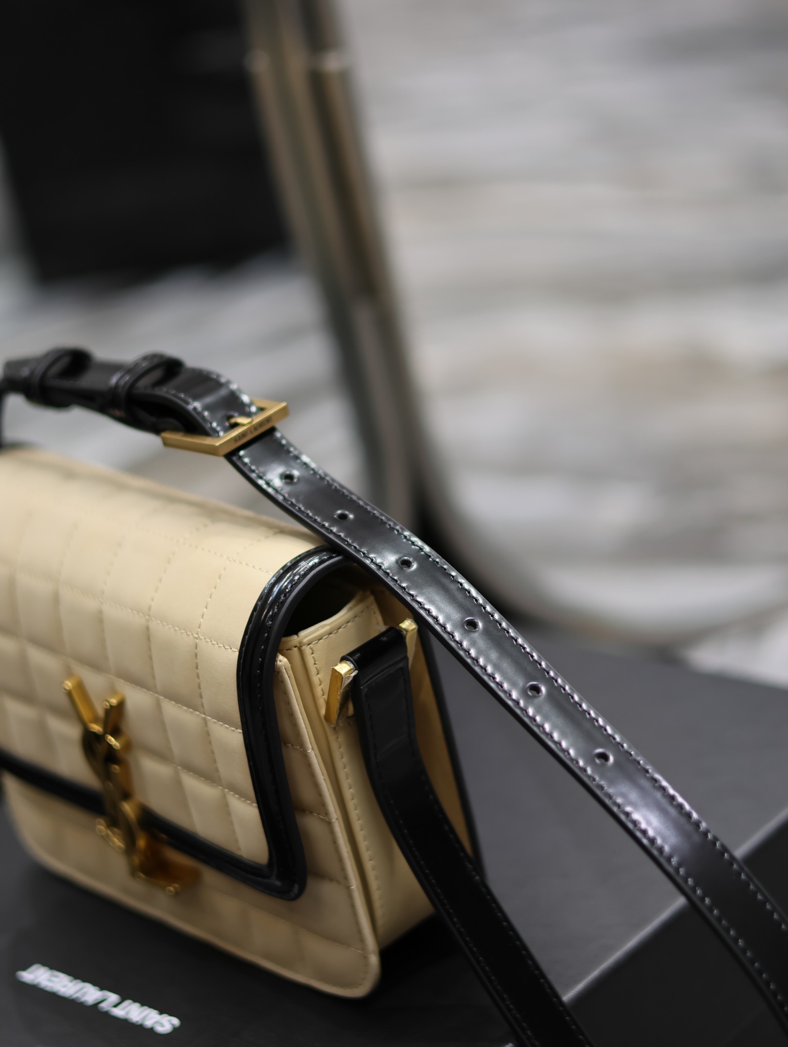 [TOP] Yves Saint Laurent YSL 𝑺𝑶𝑳𝑭𝑬𝑹𝑰𝑵𝑶 Handbag