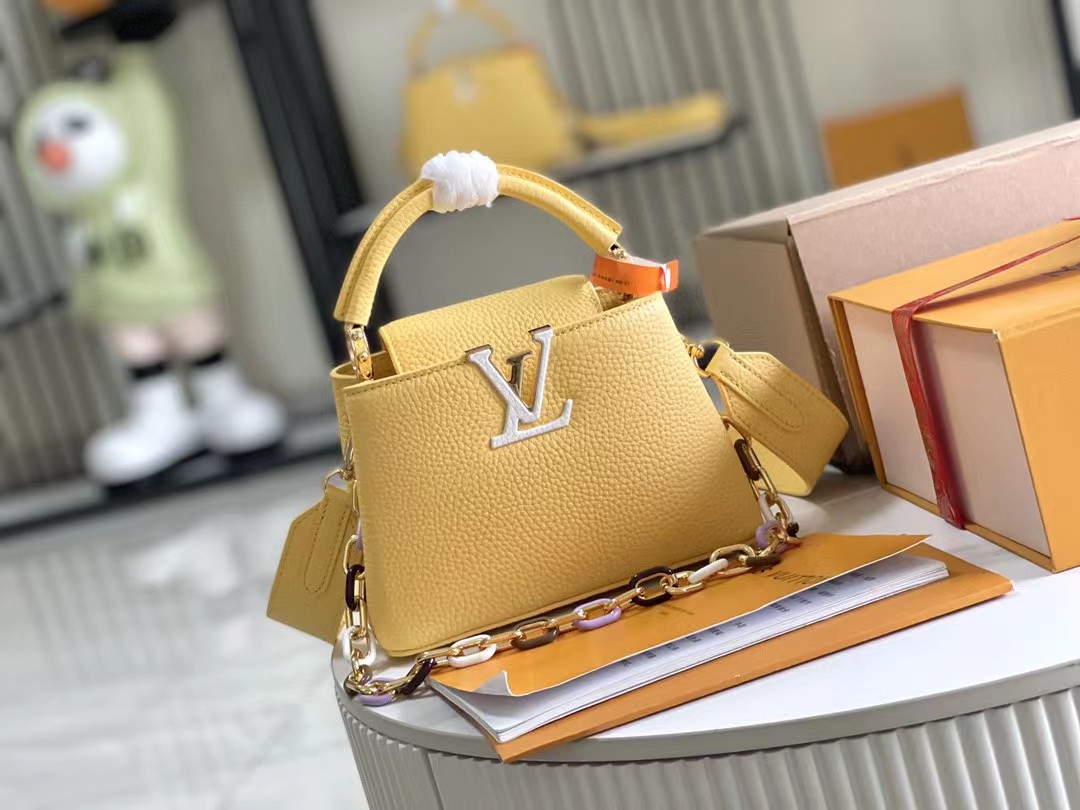 [TOP] Louis Vuitton LV Capucines Bag 3 Sizes - Yellow